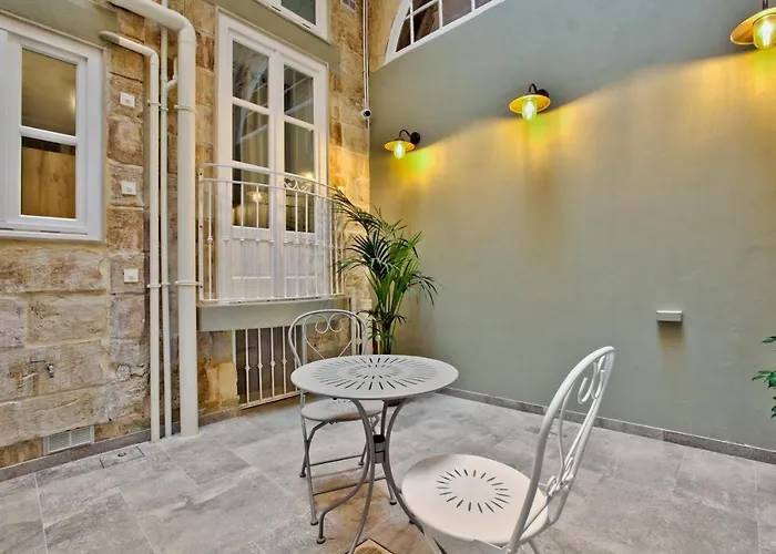 Chateau La Vallette - Grand Master's Guest house Valletta